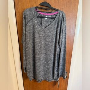 New with tags ladies size 3X long sleeve performance tee from RBX Woman